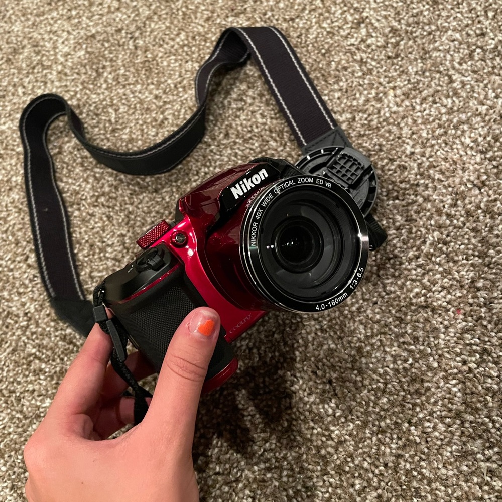 Nikon coolpix b500